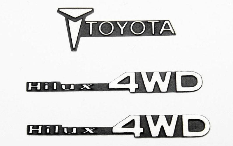 RC4WD Aufkleber Toyota Hilux Emblem Set RC4WD Aufkleber Toyota Hilux Emblem Set