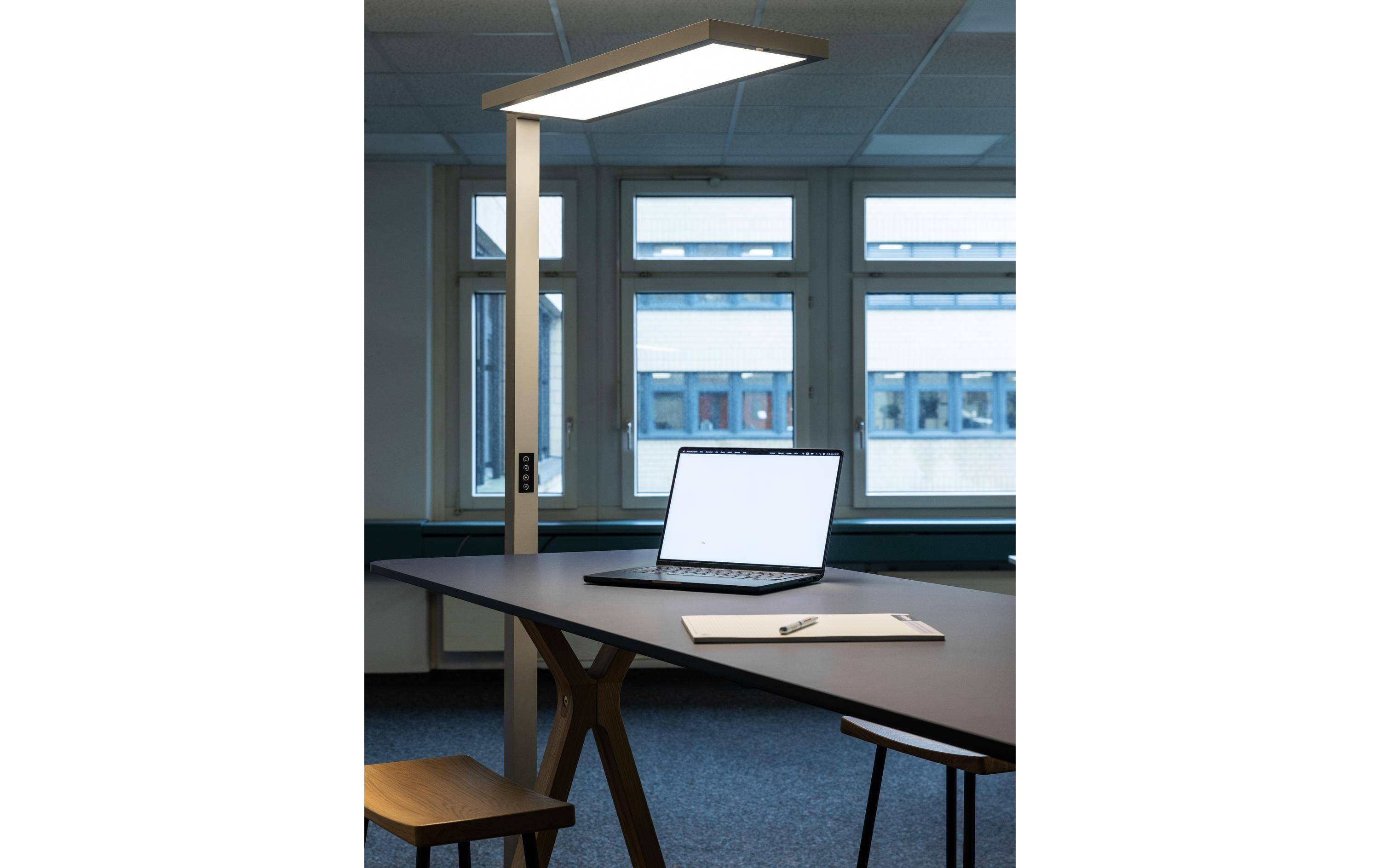 Office Focus Bürostehleuchte HCL LED 100 W, Grau