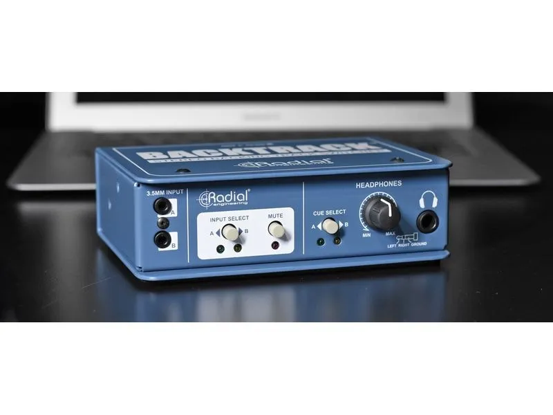 Radial BackTrack Stereo-Audioumschalter Stahl Blau Radial BackTrack Stereo-Audioumschalter Stahl Blau