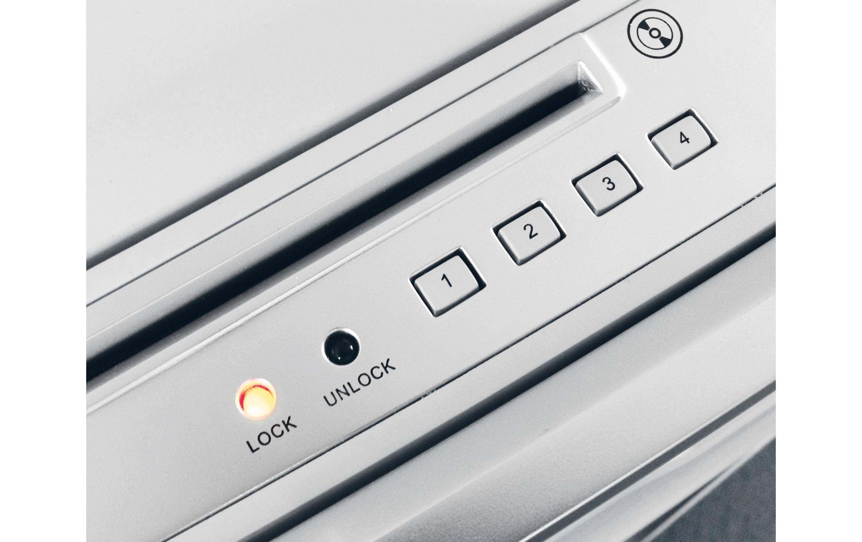 IDEAL Aktenvernichter 8285/CC4X10 P-4, 350 Seiten