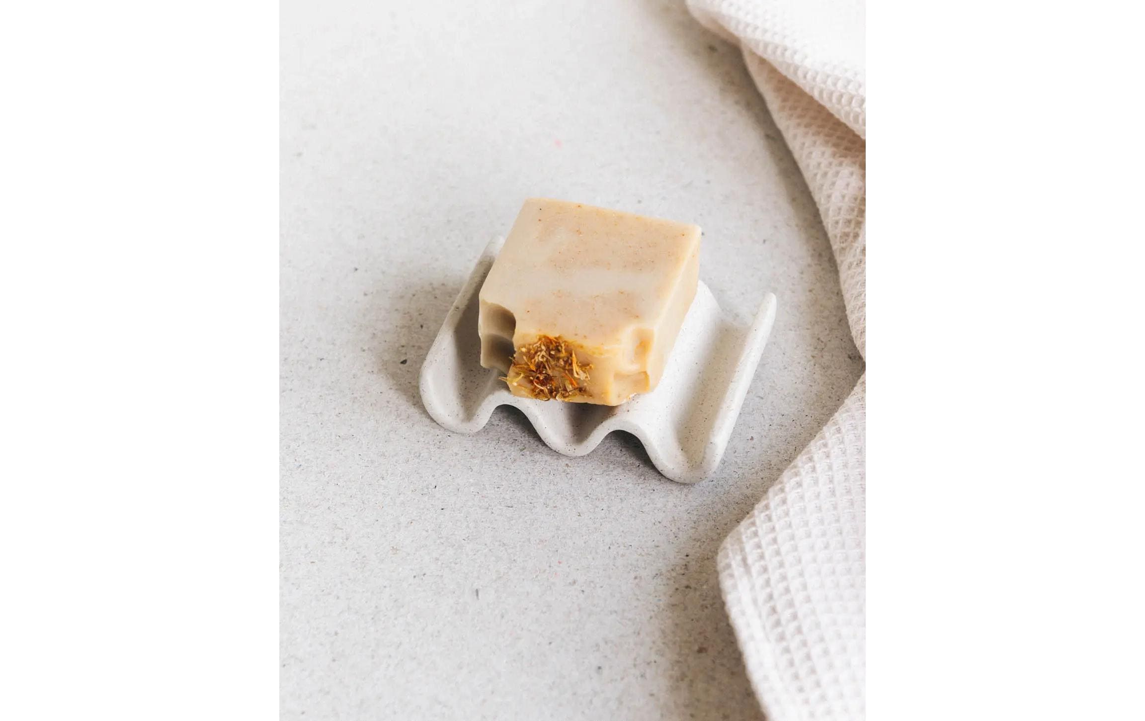 Esmée Keramik Seifenhalter 8 cm x 11.5 cm x 3 cm