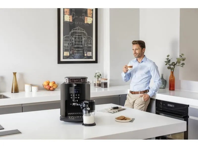 Krups Kaffeevollautomat ARABICA LATTE EA819 Schwarz Krups Kaffeevollautomat ARABICA LATTE EA819 Schwarz