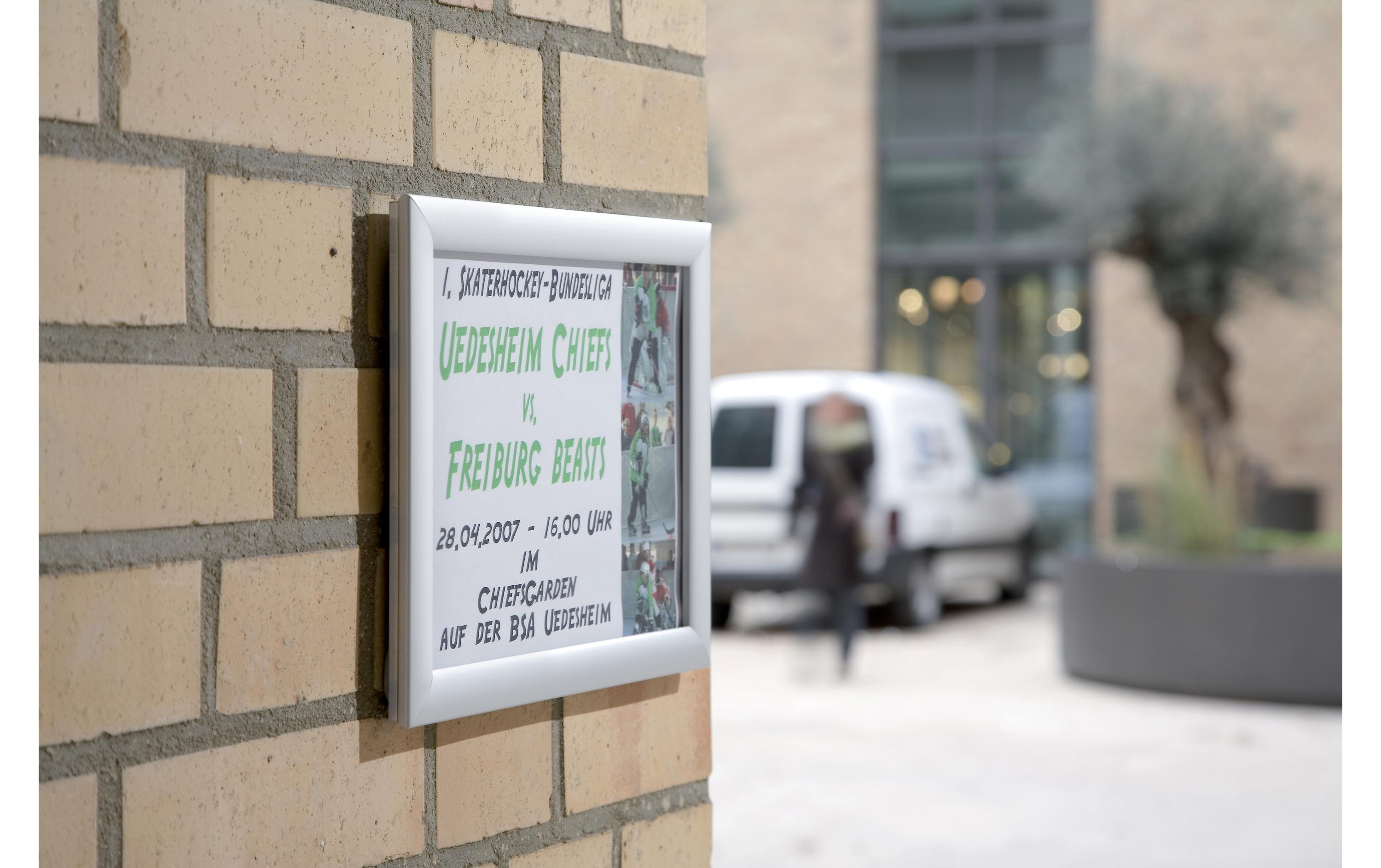 Franken Präsentationsrahmen Outdoor 25 mm, A3 Silber Franken Präsentationsrahmen Outdoor 25 mm, A3 Silber