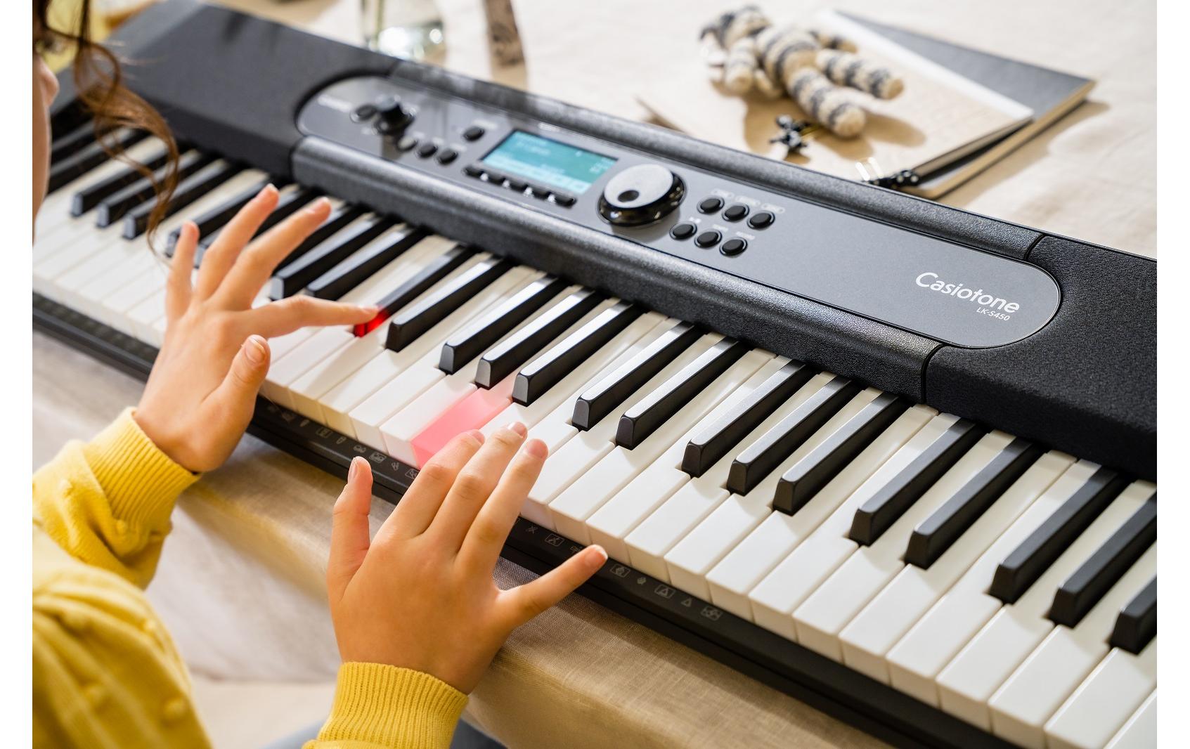 Casio Keyboard LK-S450