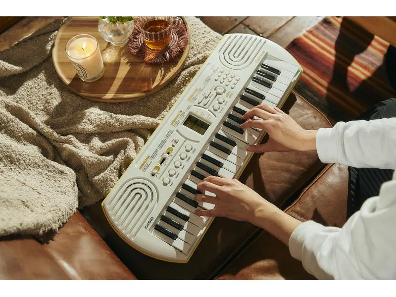 Casio Mini Keyboard SA-80 Casio Mini Keyboard SA-80