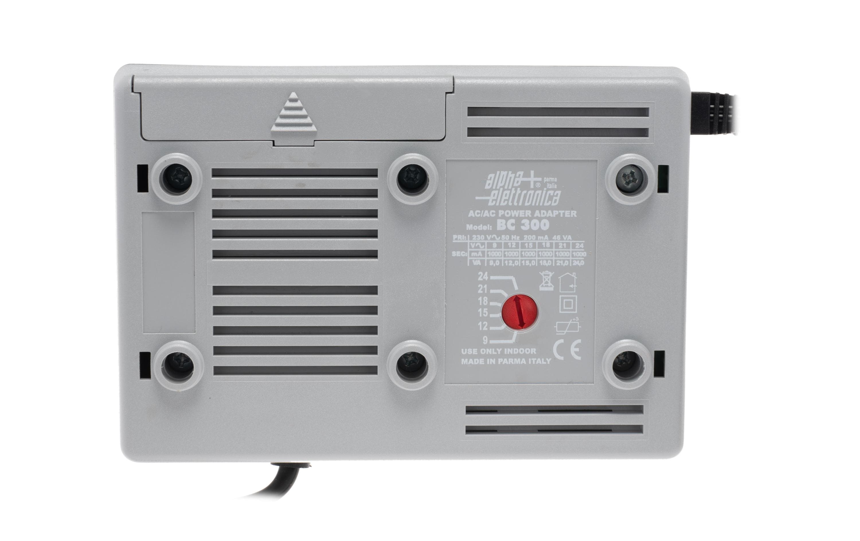 Alpha Elettronica Tischnetzgerät 9 V 12 V 15 V 18 V 21 V 24 V