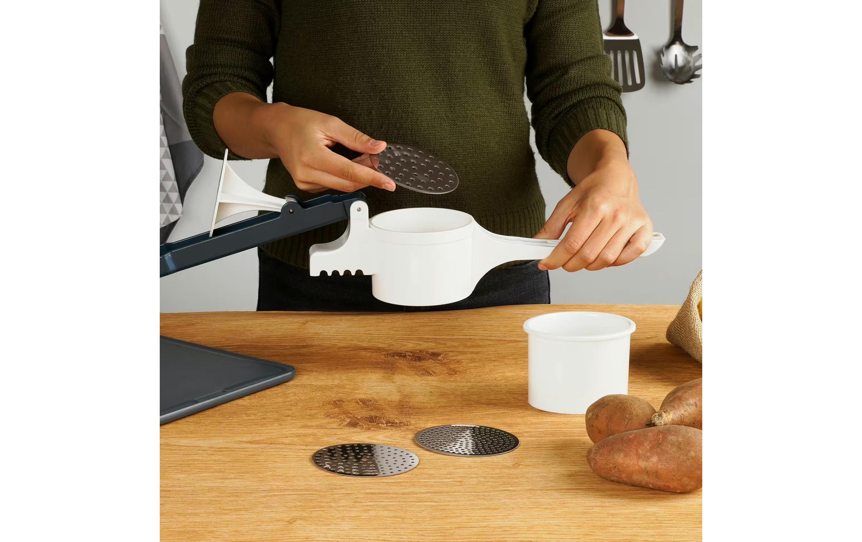 Fackelmann Spätzle- und Kartoffelpresse Blau/Weiss