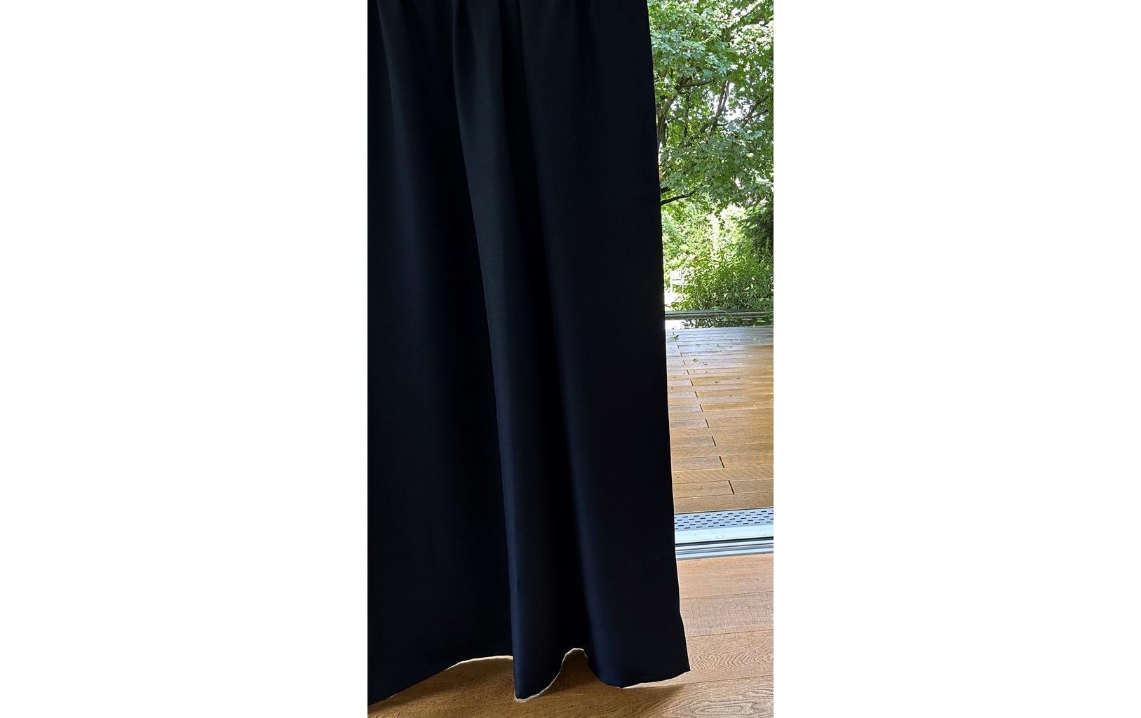 Stotz Decor AG Verdunklungsvorhang mit Faltenband Mira 140 cm x 260 cm