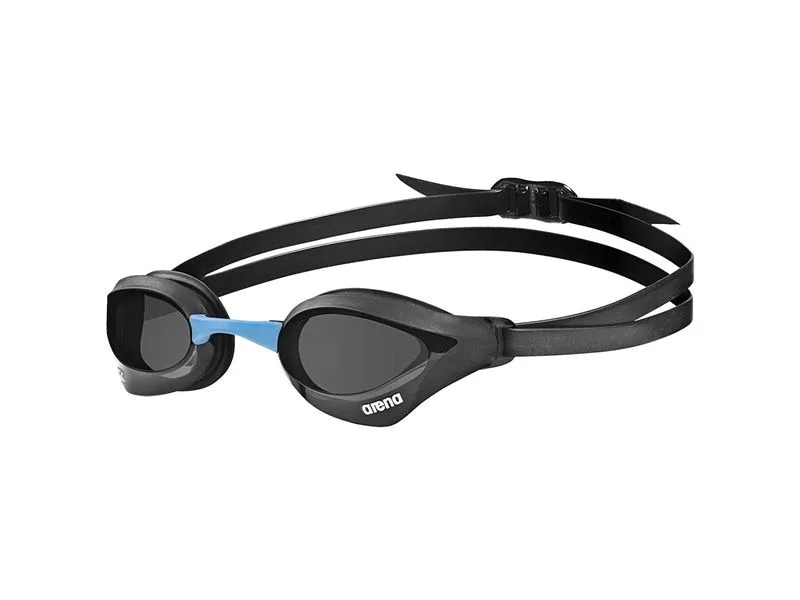 Arena Schwimmbrille Cobra Core Swipe smoke/black/blue Arena Schwimmbrille Cobra Core Swipe smoke/black/blue