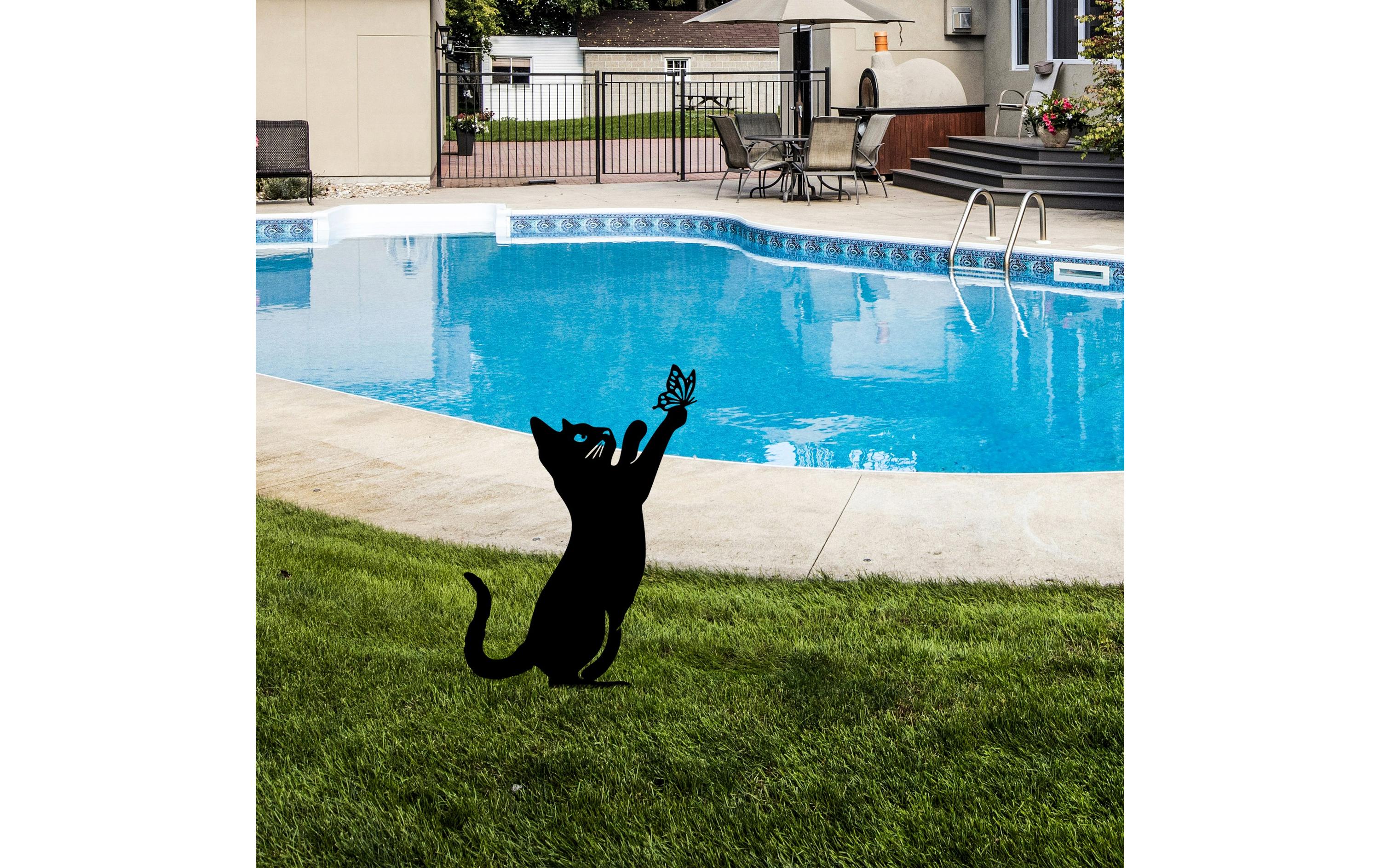 Wallxpert Gartenstecker Katze mit Schmeterling 49 x 24 cm