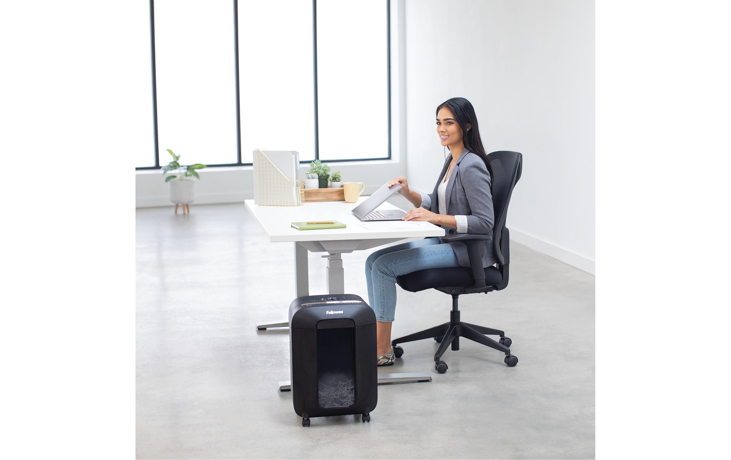 Fellowes Aktenvernichter Powershred LX85 P-4, 12 Seiten