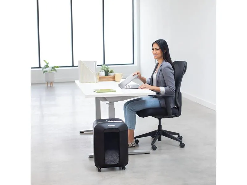 Fellowes Aktenvernichter Powershred LX85 P-4, 12 Seiten