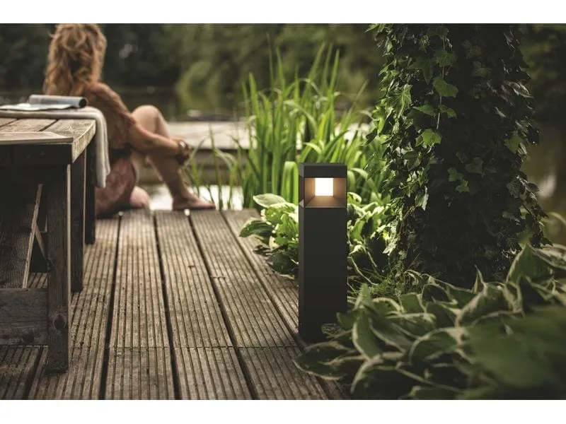 Philips Sockelleuchte Parterre 8 W, 800 lm, 2700 K, 40 cm, Schwarz