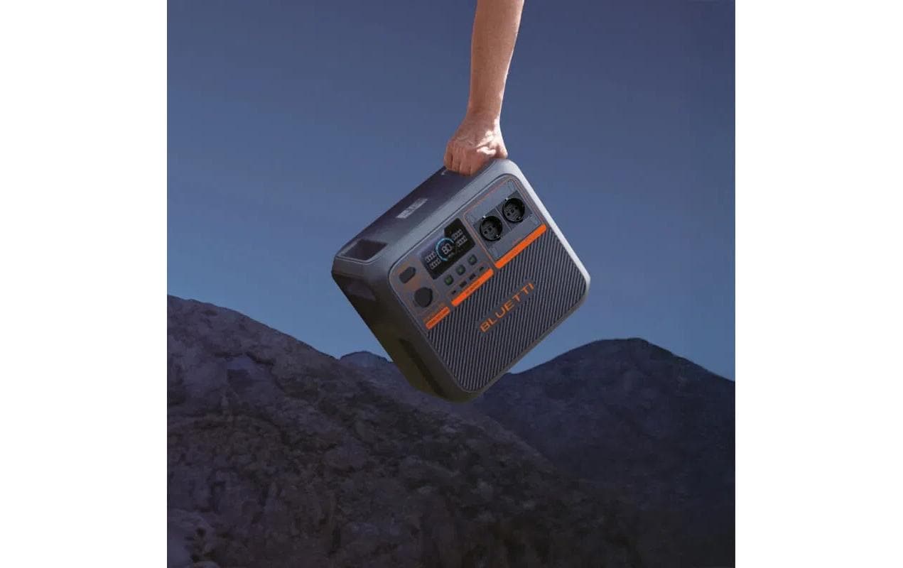 BLUETTI Power Station Premium 200 V2 2074 Wh