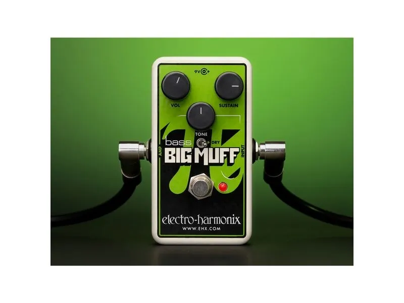 Electro-Harmonix Nano Bass BigMuff PI Fuzz Distortion Sustainer Effektpedal Electro-Harmonix Nano Bass BigMuff PI Fuzz Distortion Sustainer Effektpedal