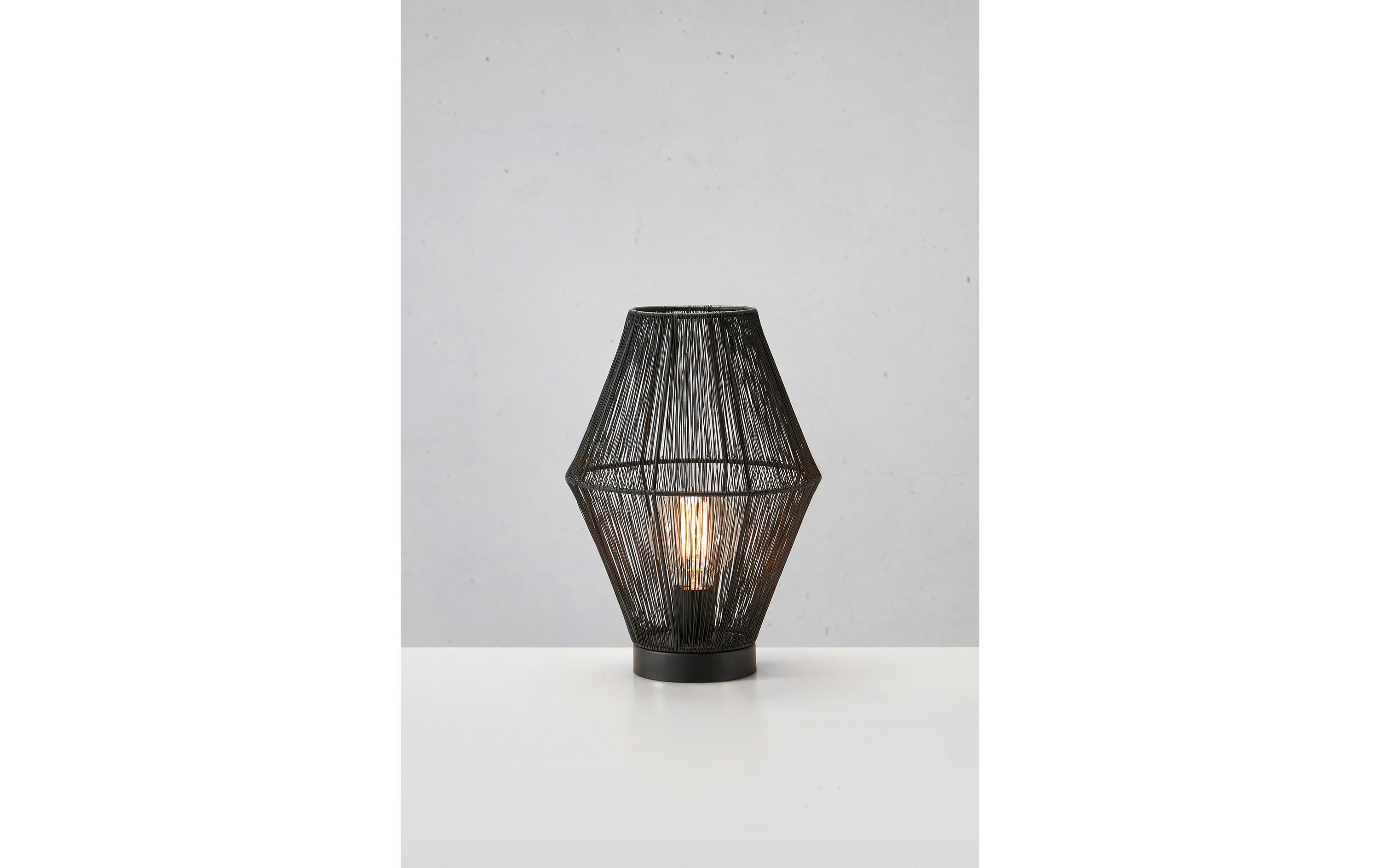 Markslöjd Tischleuchte Casa 1L, E27, Schwarz Markslöjd Tischleuchte Casa 1L, E27, Schwarz