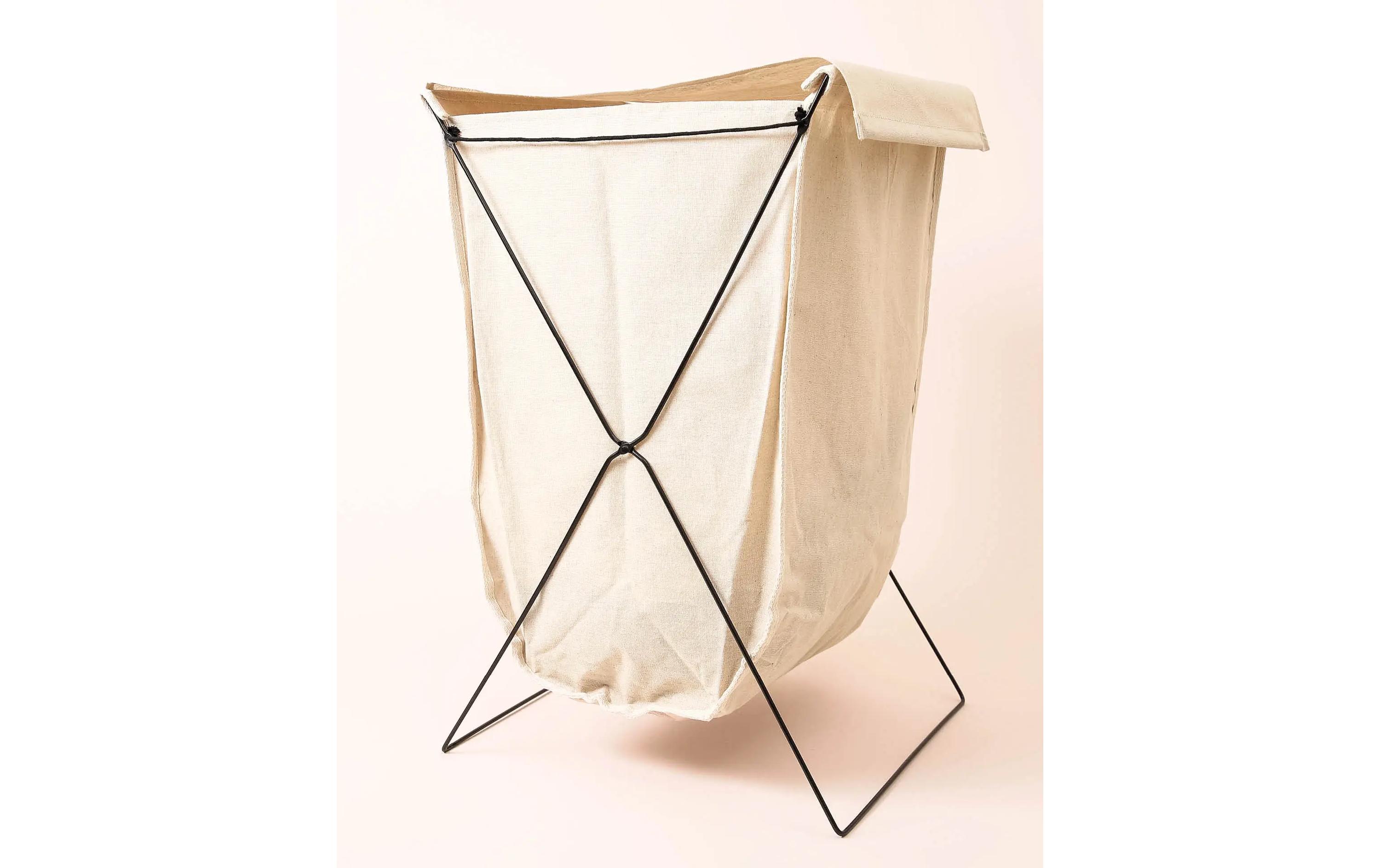 Esmée Wäschekorb mit Metall 30 l, Beige/Schwarz