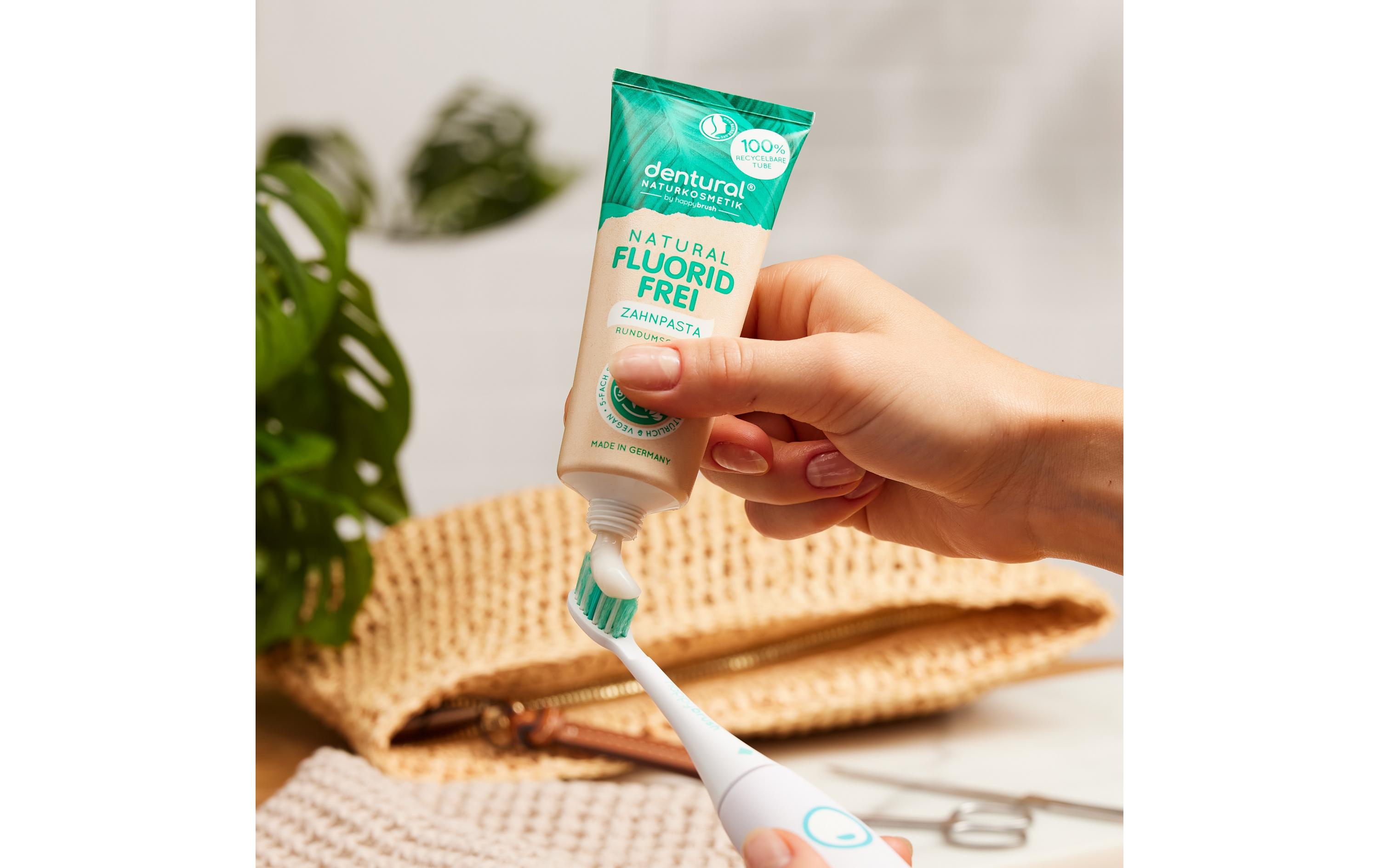happybrush Zahnpasta Dentural Natural Fluoridfrei 75 ml