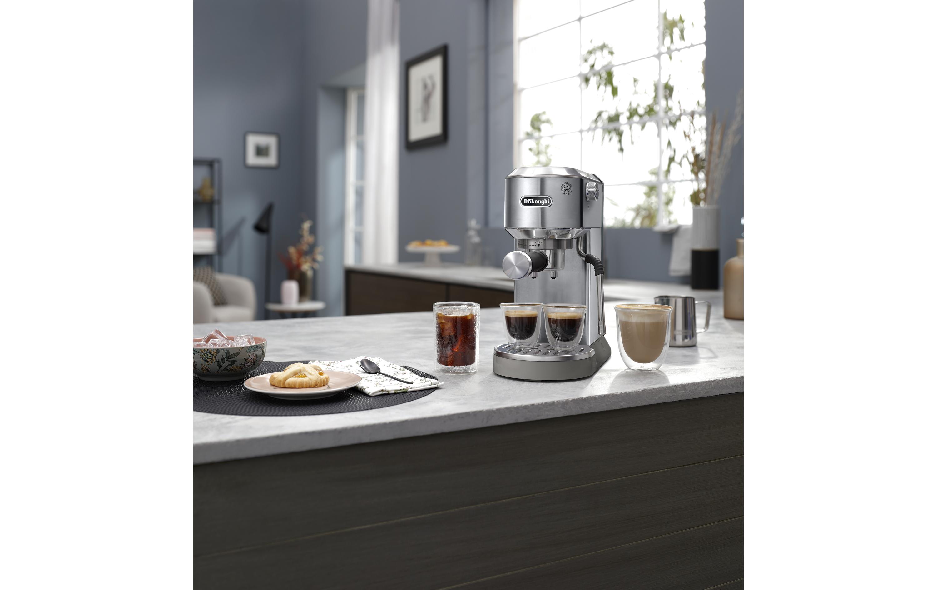 De'Longhi Siebträgermaschine Dedica Duo EC890.M Silber