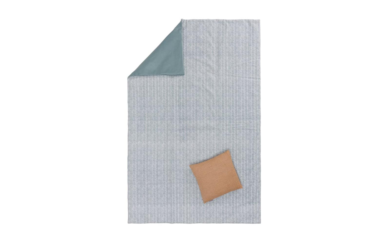 Urbanara Picknickdecke Mallur 130 x 190 cm - Grüngrau / Weiss Urbanara Picknickdecke Mallur 130 x 190 cm - Grüngrau / Weiss