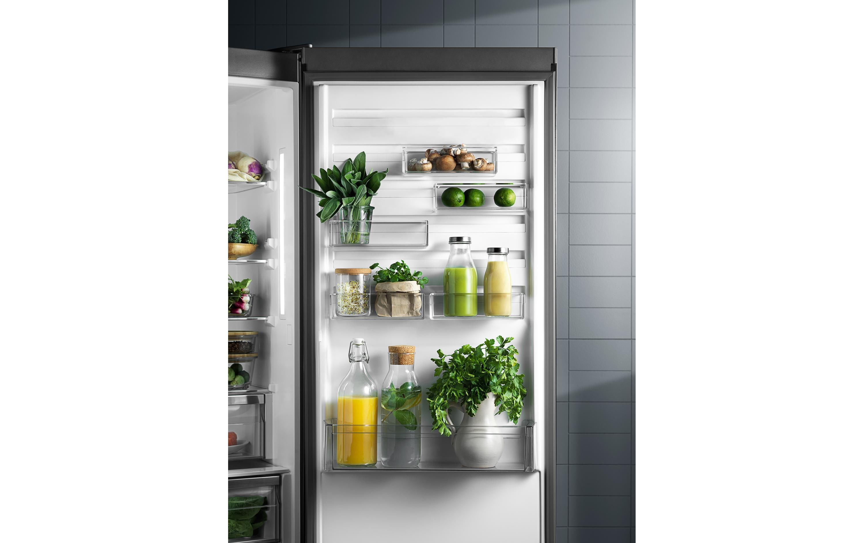 Electrolux Kühl-Gefrierkombination SB330NICN Rechts/Wechselbar