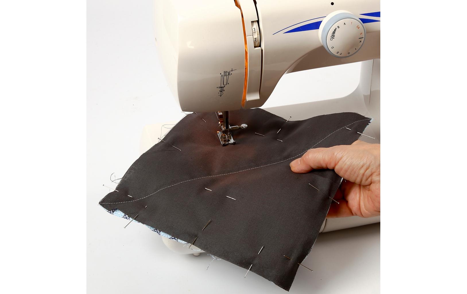 Creativ Company Watteflies 160 cm x 10 m, Polyester, Weiss Creativ Company Watteflies 160 cm x 10 m, Polyester, Weiss