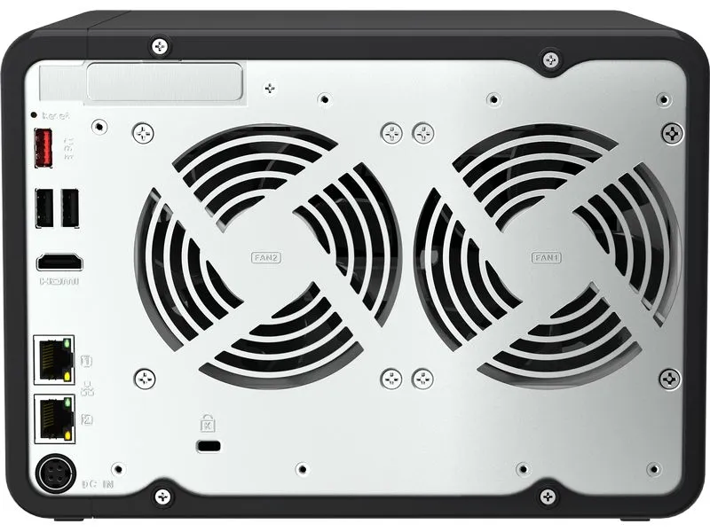 QNAP NAS TS-664-8G 6-bay