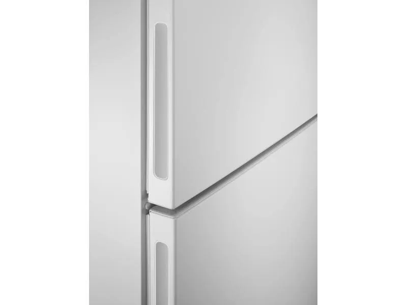 Electrolux Kühl-Gefrierkombination ST281F, Rechts/Wechselbar Electrolux Kühl-Gefrierkombination ST281F, Rechts/Wechselbar