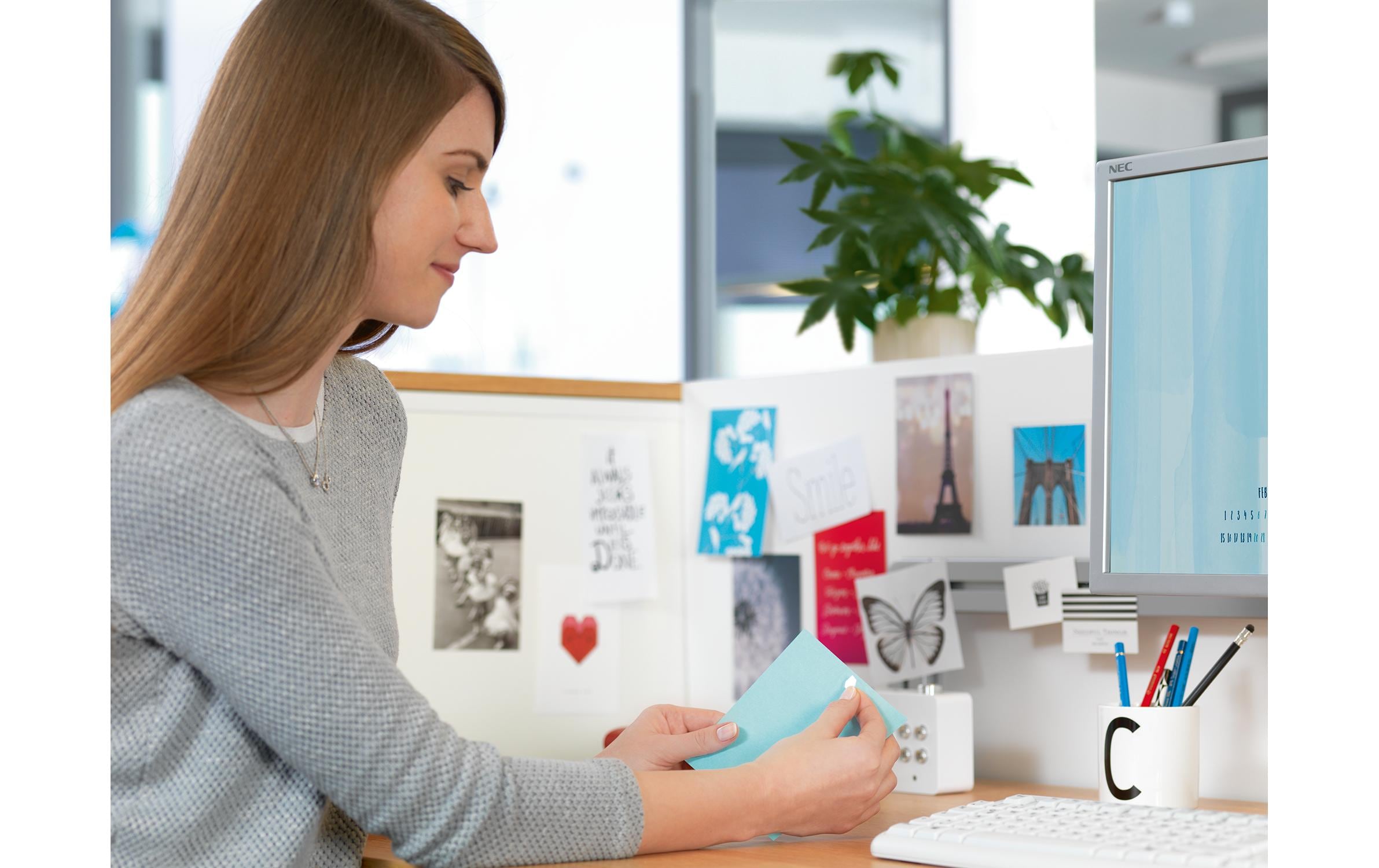 tesa Klebepad TACK 72 Stück, Transparent