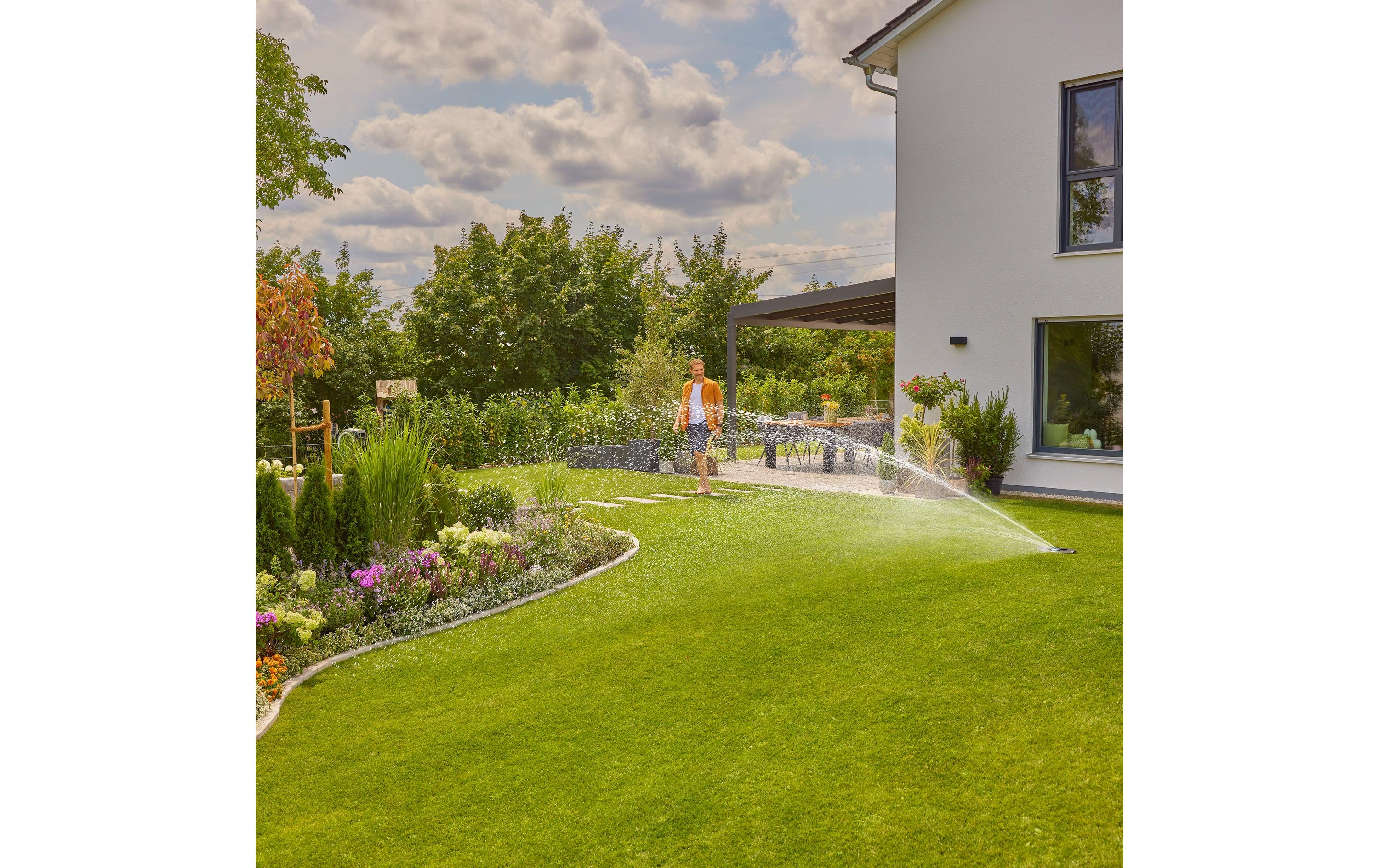 GARDENA Multifunktions-Flächenregner AquaPrecise (unterirdisch) GARDENA Multifunktions-Flächenregner AquaPrecise (unterirdisch)