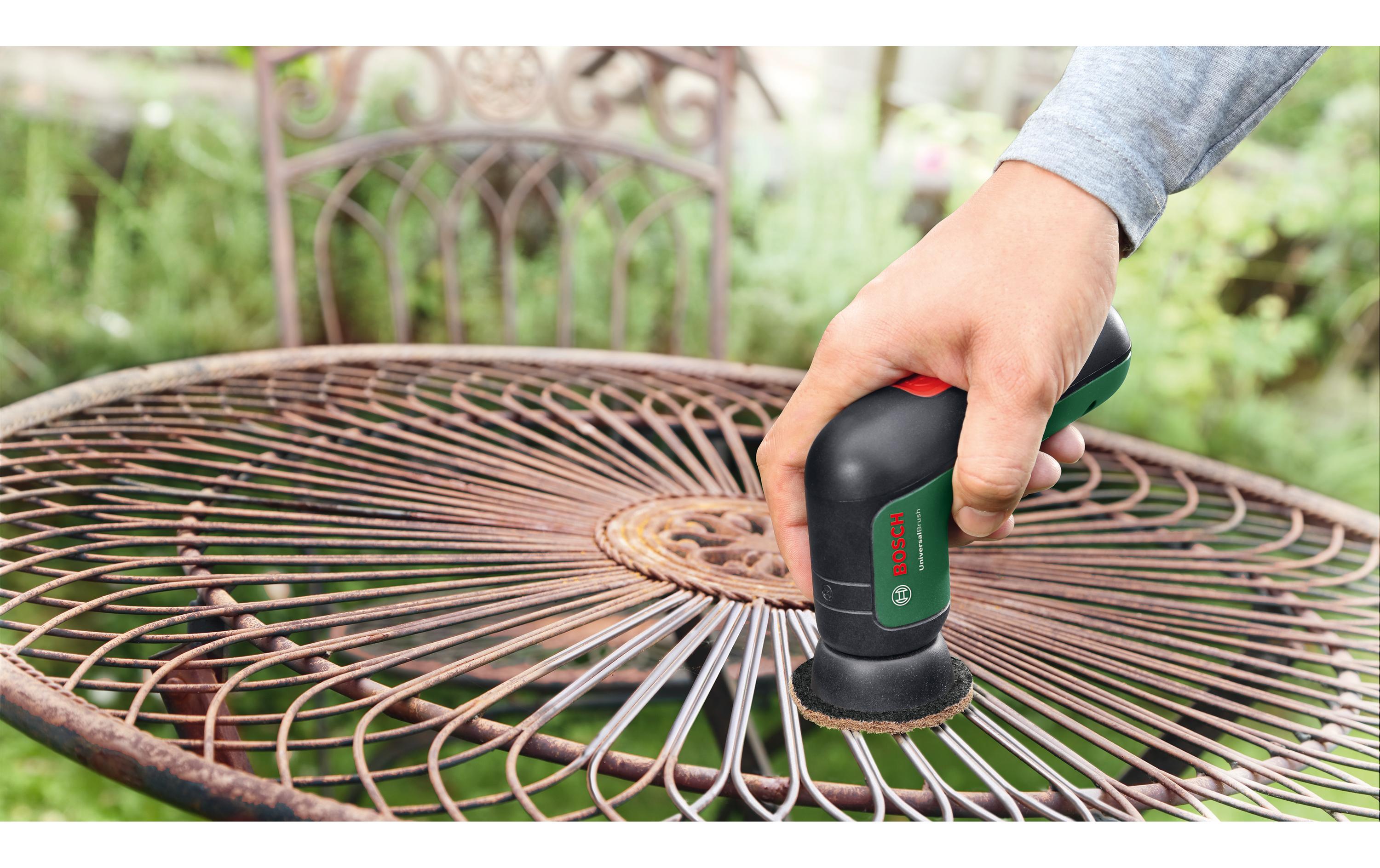 Bosch Akku-Universalreiniger Universal Brush