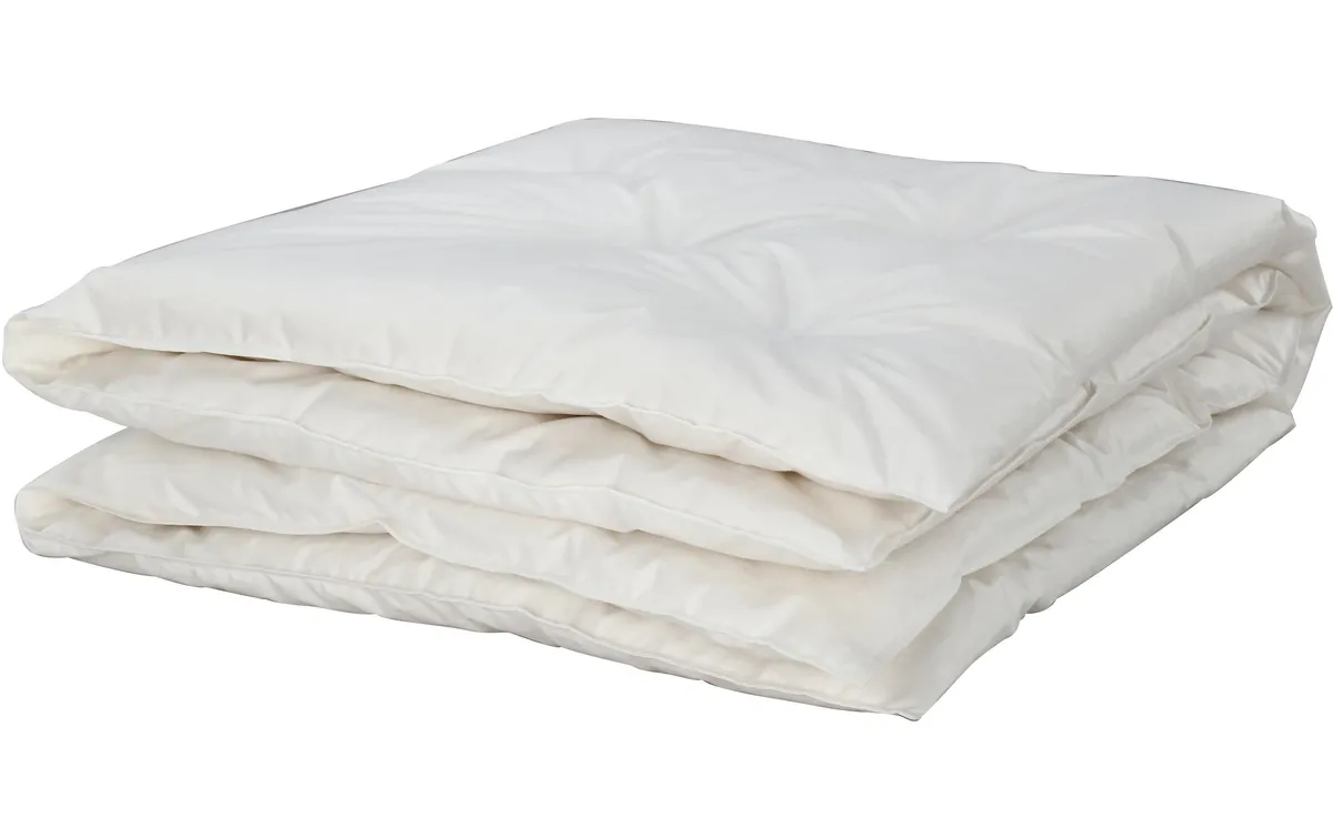 Albis Kinder-Duvet Simba 100 x 135 cm, Füllgewicht 330 g Albis Kinder-Duvet Simba 100 x 135 cm, Füllgewicht 330 g