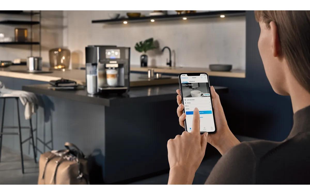 Siemens Kaffeevollautomat EQ700 integral TQ717D03 Edelstahl