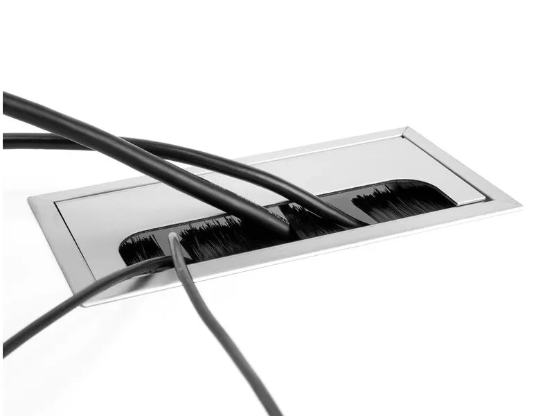 Delock Einbaurahmen für Tisch mit Bürste 280x80x28mm, Silber Delock Einbaurahmen für Tisch mit Bürste 280x80x28mm, Silber