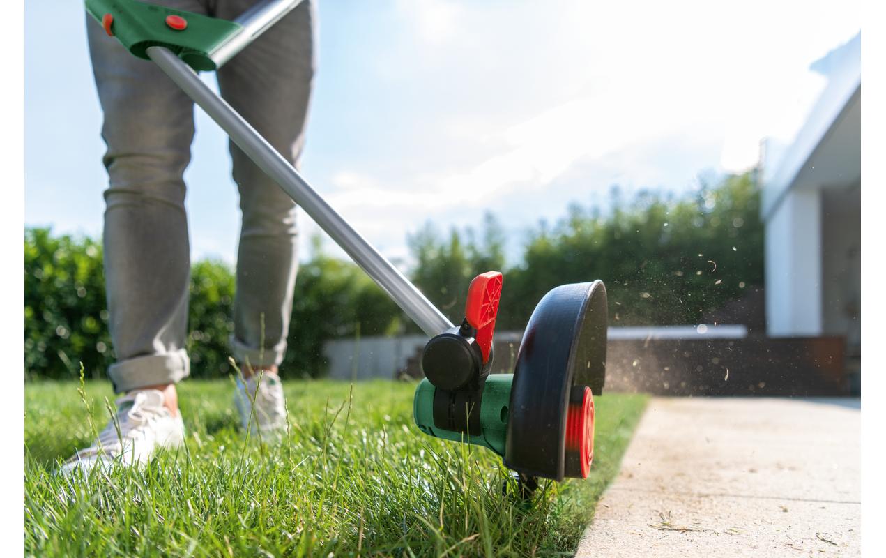 Bosch Akku-Rasentrimmer UniversalGrassCut 18 V-260 Set