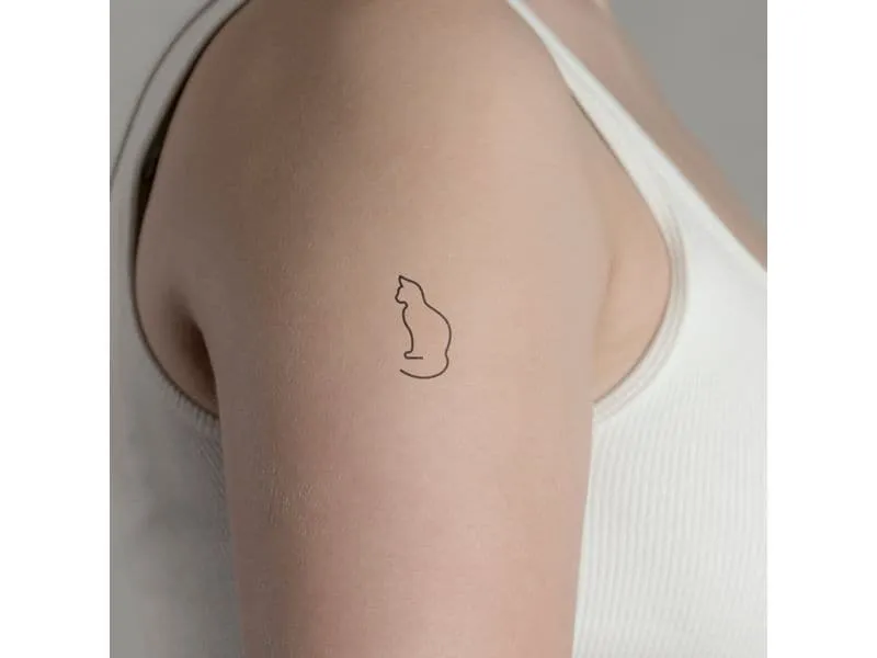 minink Tattoo Katzen minimalistisch Grösse: S (1.6 cm x 3.0 cm) minink Tattoo Katzen minimalistisch Grösse: S (1.6 cm x 3.0 cm)