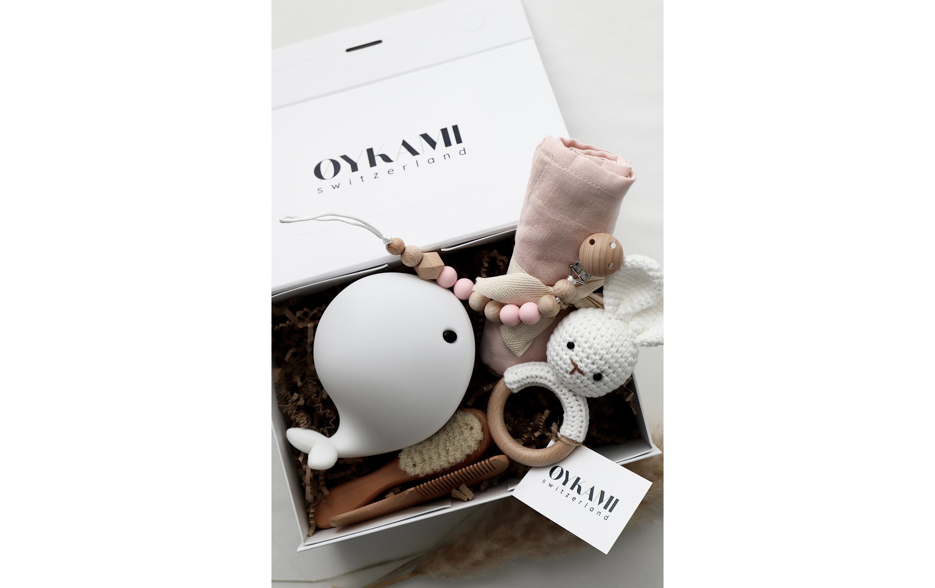 Oykami Geschenkset Athen Mädchen mit Wal