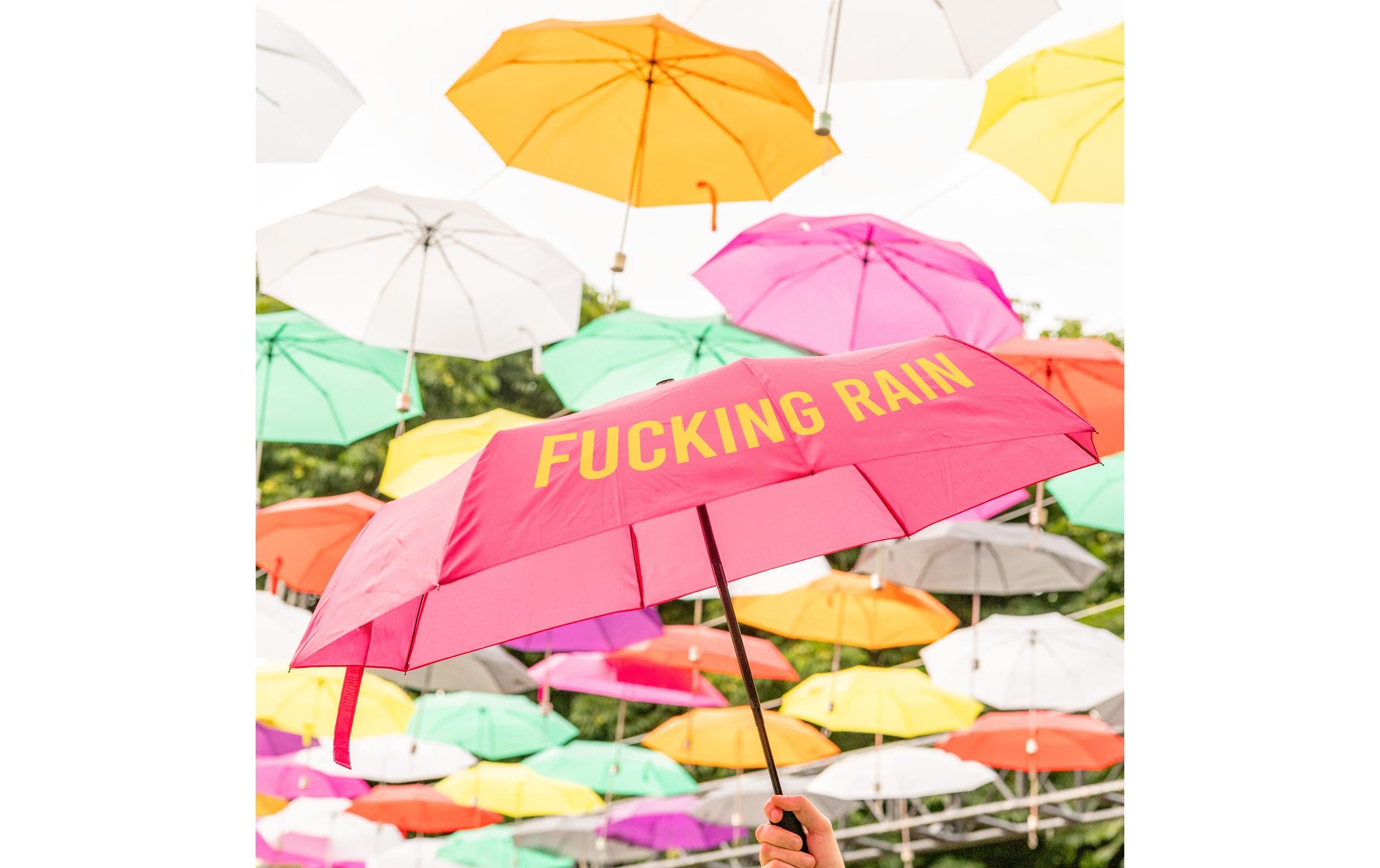 Trendform Schirm Fucking rain Pink