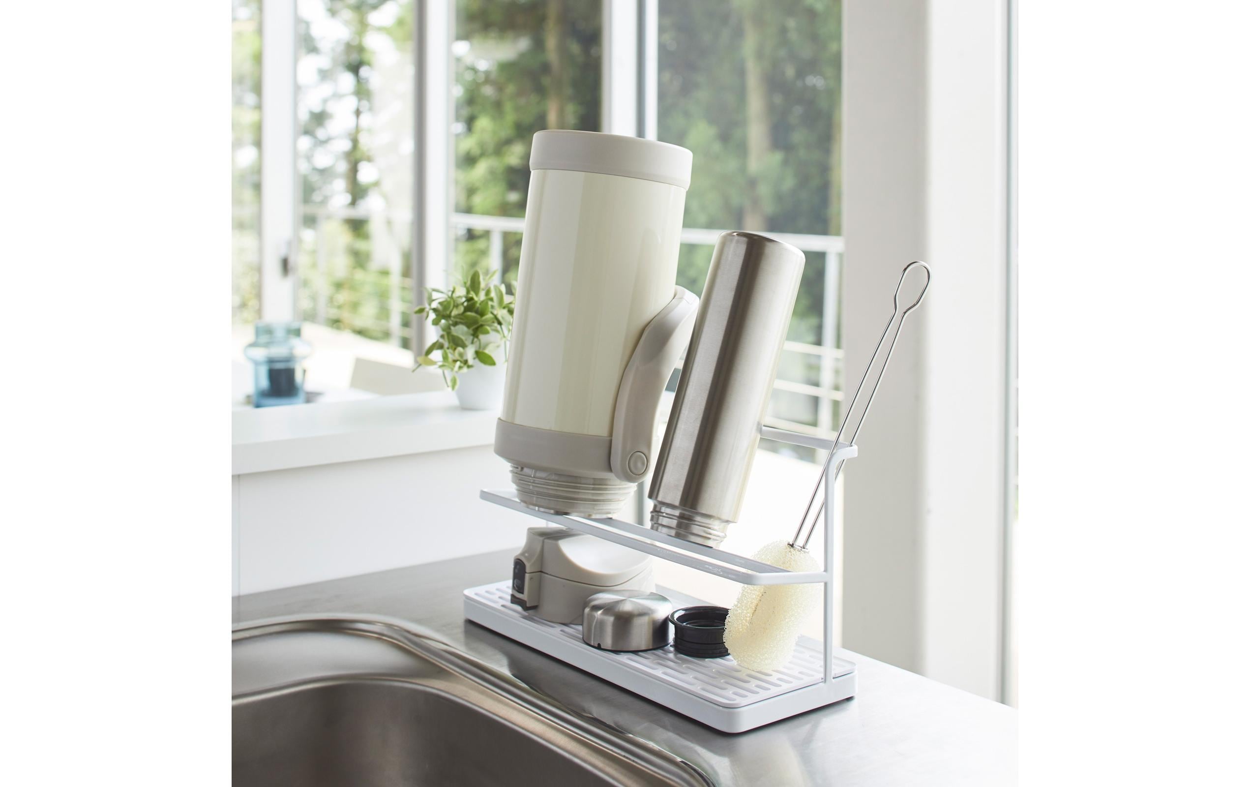 Yamazaki Abtropfgestell für Trinkflaschen Tower Weiss