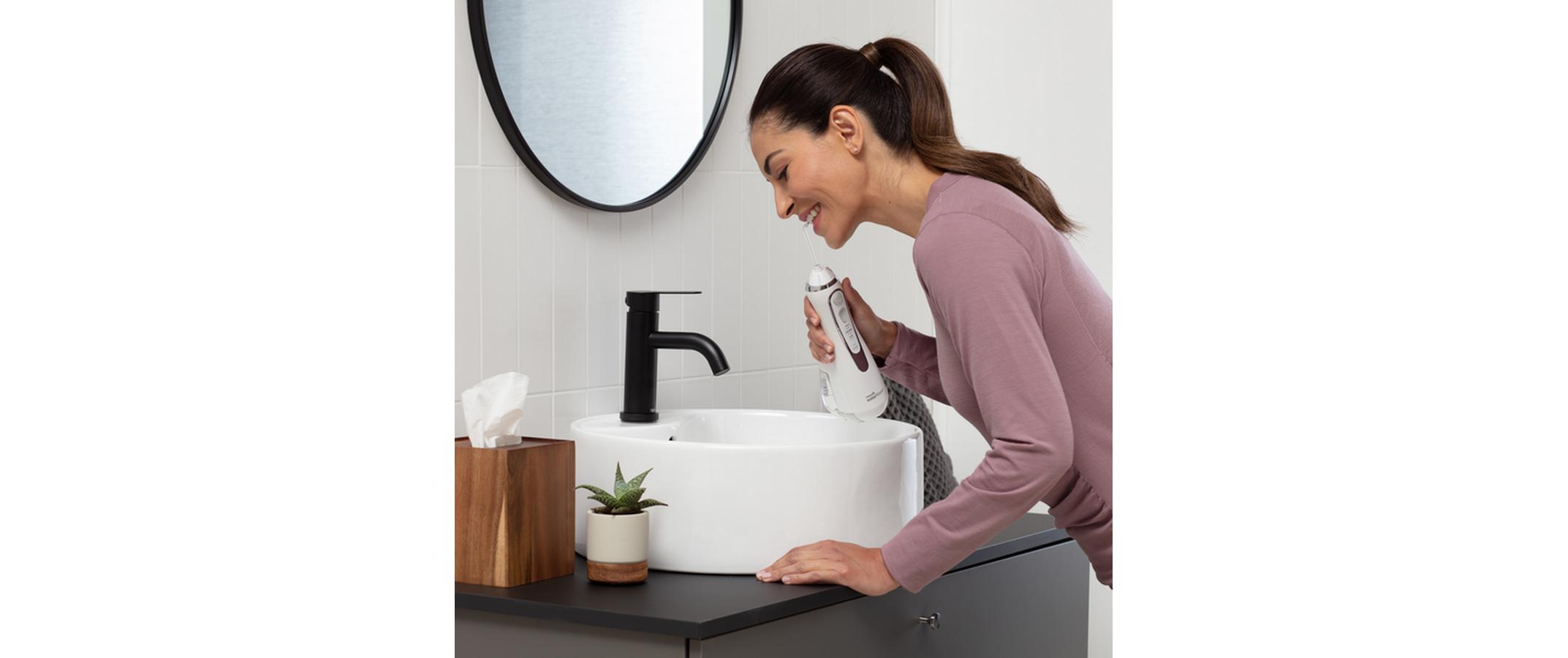 Waterpik Munddusche WP-580E Kabellos Weiss 210 ml 3 Stufen