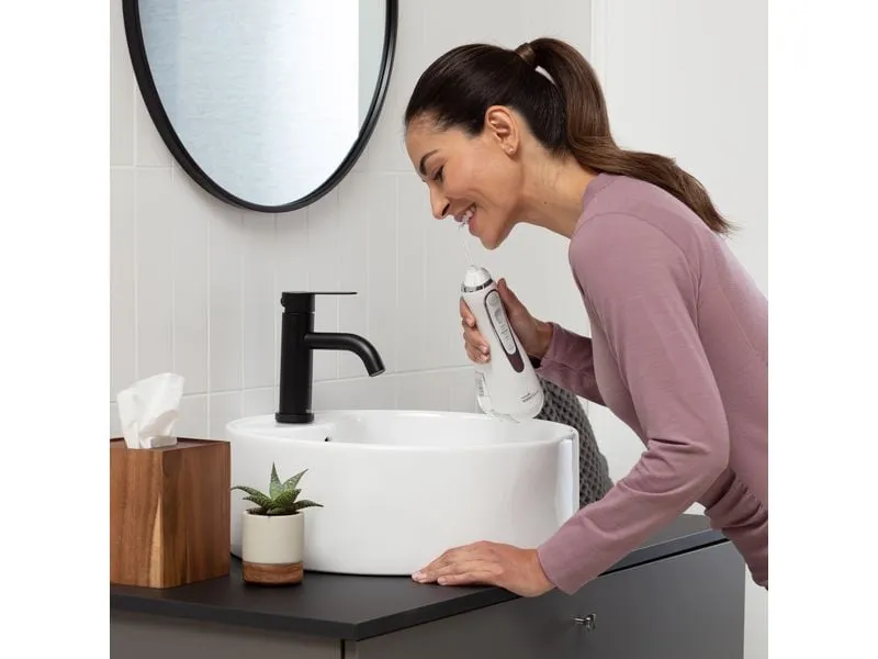 Waterpik Munddusche WP-580E Kabellos Weiss 210 ml 3 Stufen