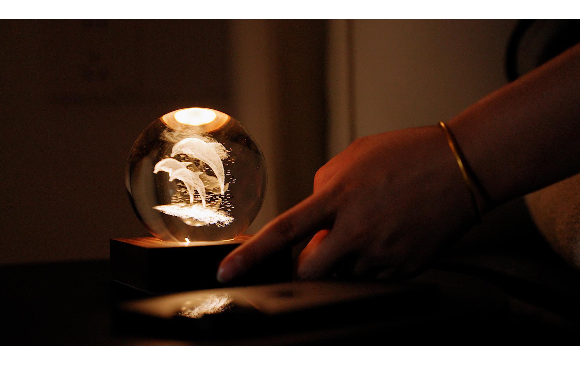 Gingko LED Stimmungslicht Amber Delfin Braun/Transparent