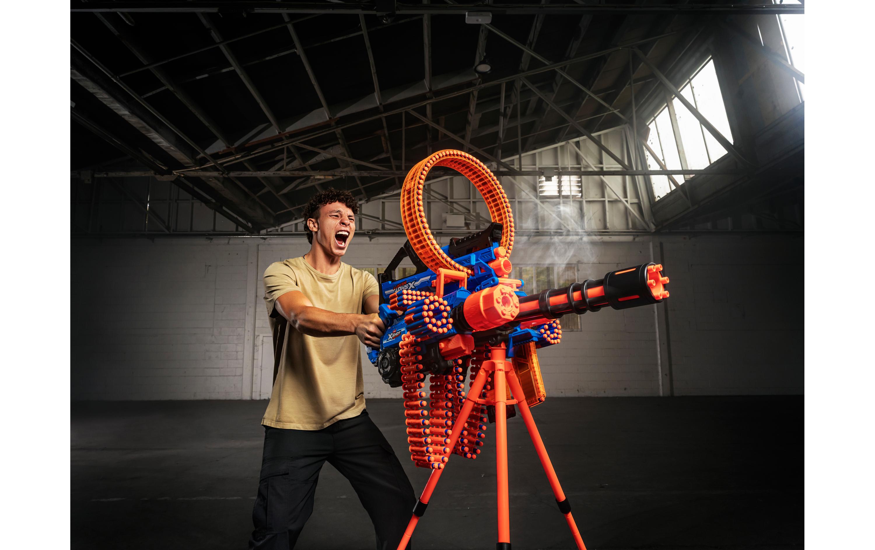 X-Shot Insanity Blaster Smoke N Barrel mit Darts