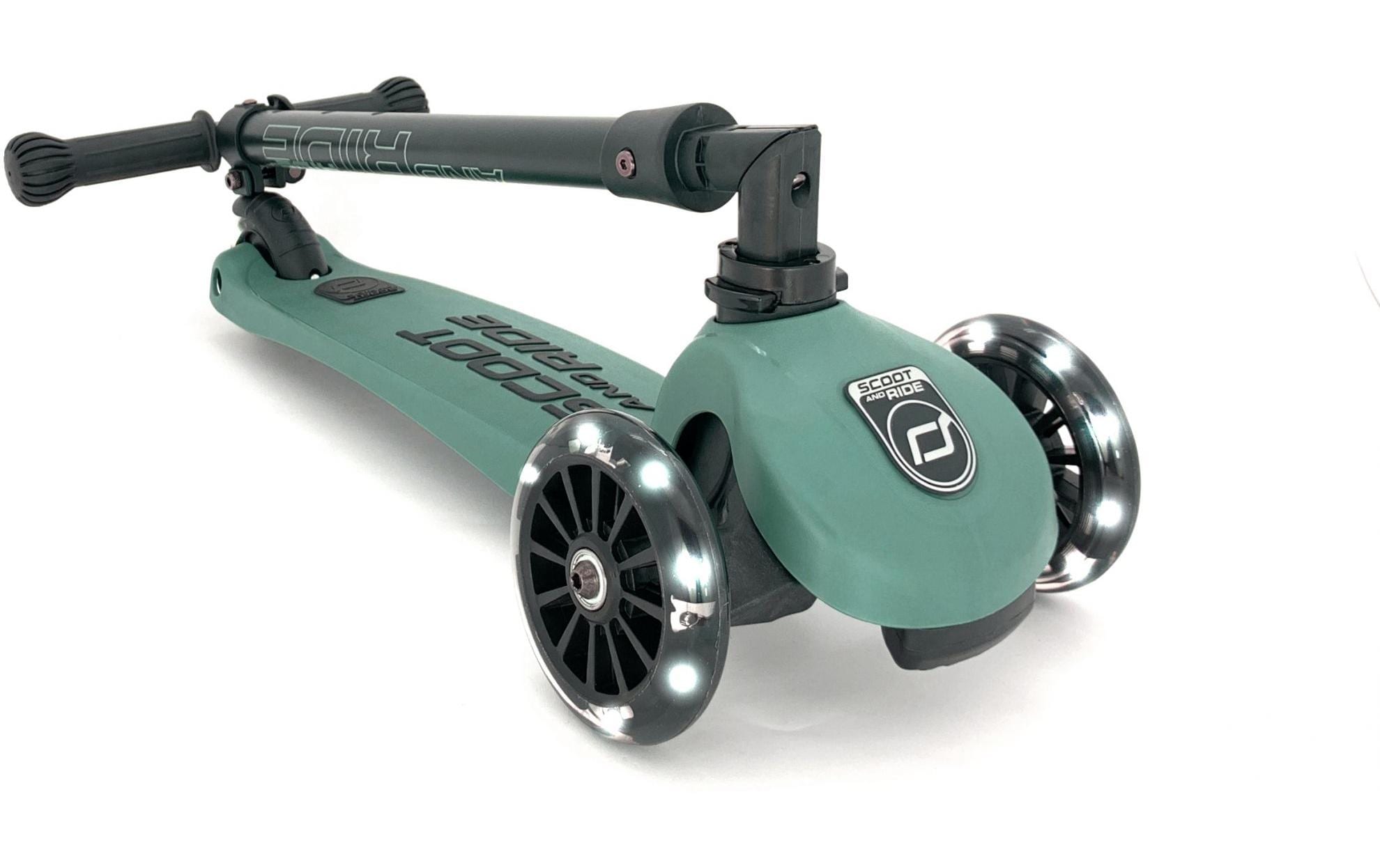 Scoot and Ride Scooter Highwaykick 3 LED, Forest