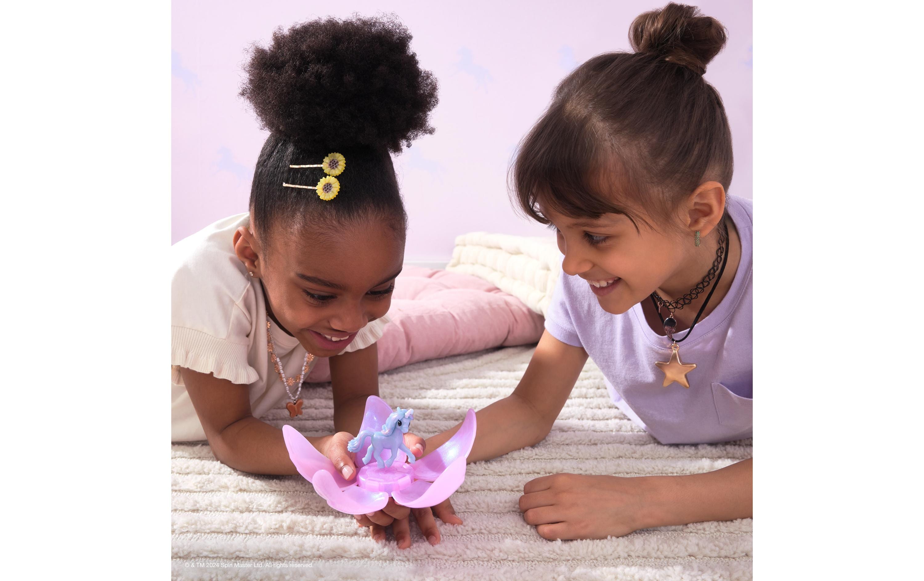 Spinmaster Unicorn Academy Collectible Baby Unicorn assortiert