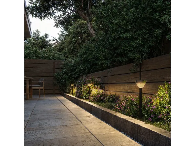 Philips Gartenlicht Solar Kyna, 3.8W, 2700 K, 400 lm, Schwarz Philips Gartenlicht Solar Kyna, 3.8W, 2700 K, 400 lm, Schwarz