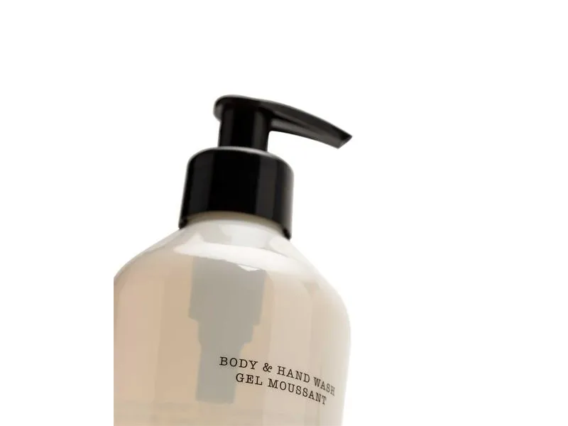 Cerería Mollá Black Orchid & Lily 500 ml Cerería Mollá Black Orchid & Lily 500 ml