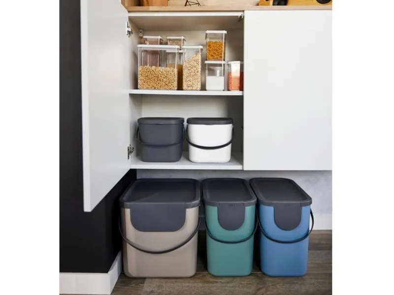 Rotho Recyclingbehälter Albula 40 l, Blau/Grau/Schwarz Rotho Recyclingbehälter Albula 40 l, Blau/Grau/Schwarz